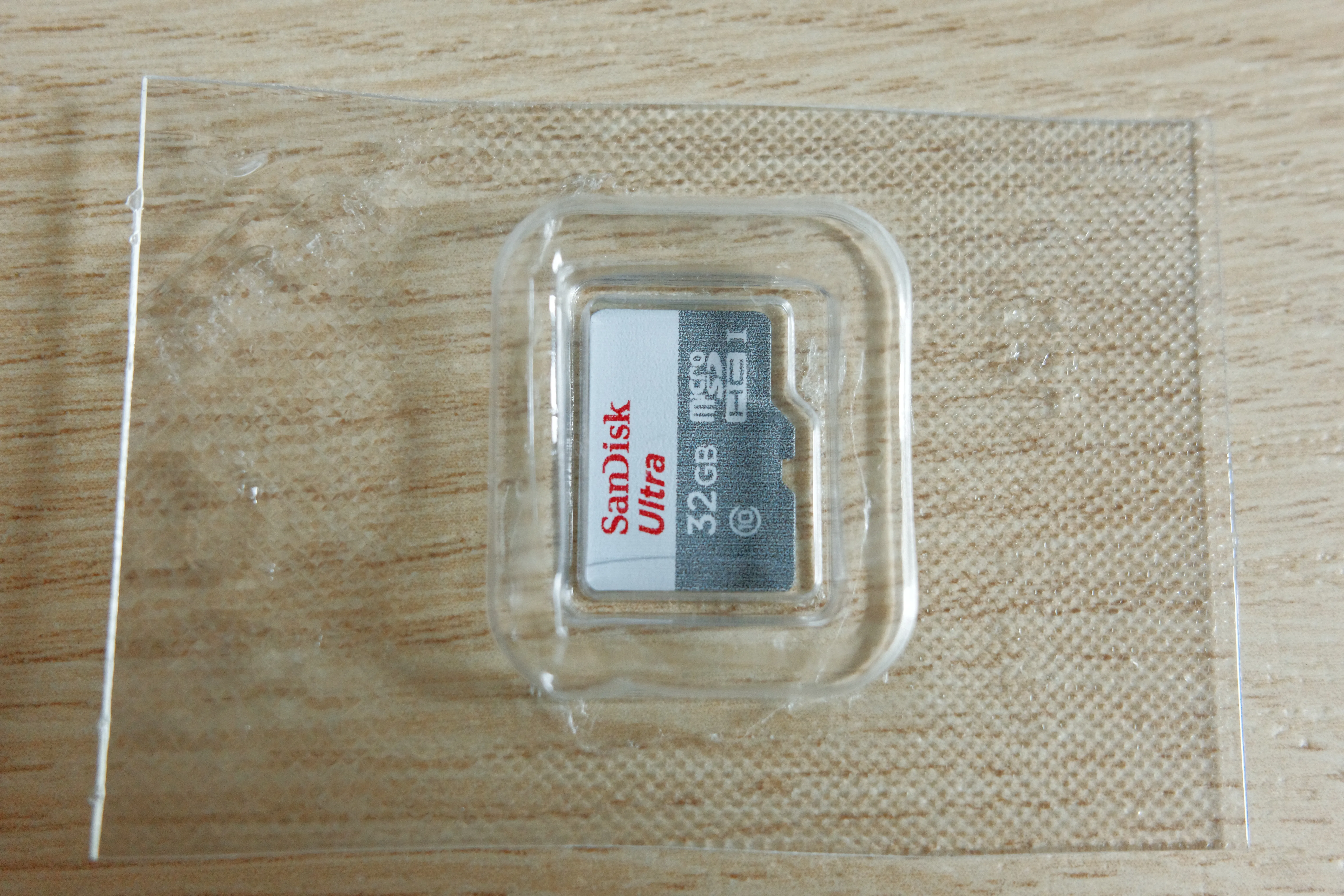 한글 폰트 저장을 위해 준비한 32GB microSD 카드